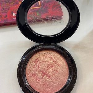 JD Glow Cosmetics highlight